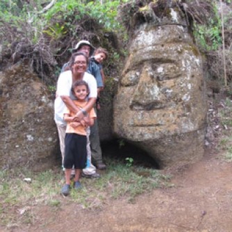 Carved head near Asilo de la Paz